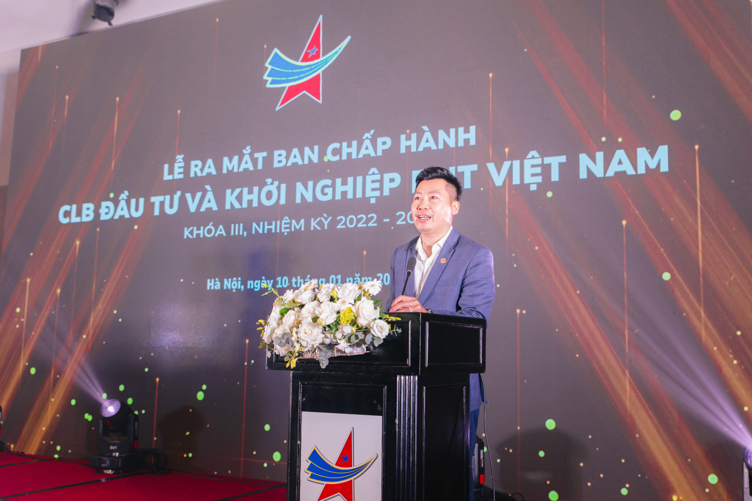 Anh Hoàng Công Đoàn, Phó Chủ tịch Hội Doanh nhân trẻ Việt Nam phát biểu tại chương trình.